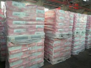 China High Alumina Fire Resistance Refractory Cement Powder 2.6-2.8g/Cm3 1700 Degree factory
