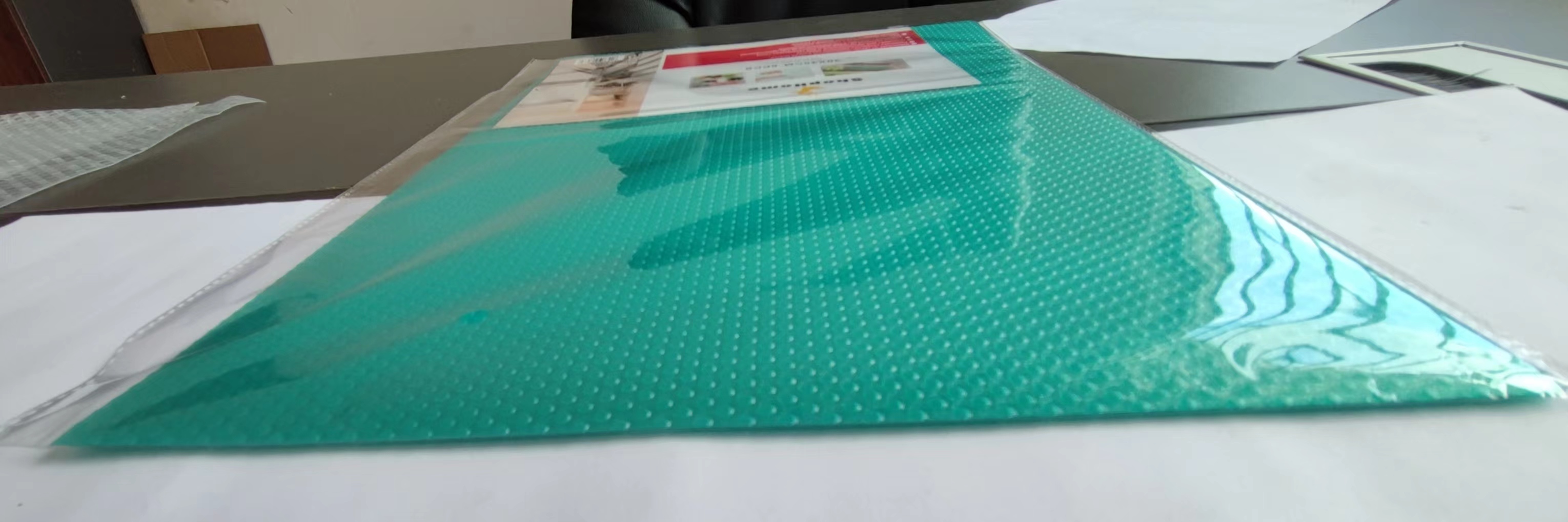 XINHUI Refrigerator Cupboard Kitchen EVA Self Adhesive Drawer Liner Plastic 30*45cm