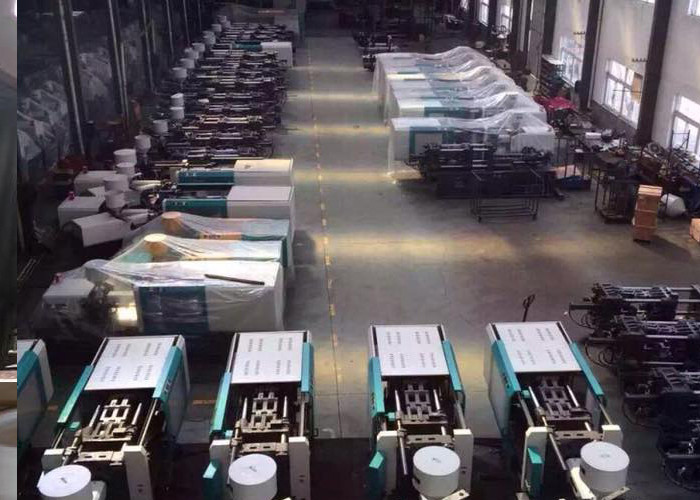 China Weatherproof Plastic Injection Molding Machine / Equipment With Low Noise factory