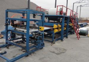 China Corrugated Aluminum Steel Stud Roll Forming Machine With 17 - 44 Rows Rollers factory