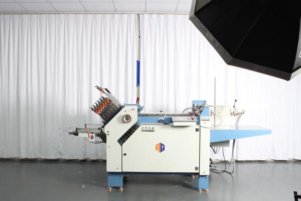 Industrial A3 Paper Automatic Paper Folding Machine For Cosmetics Pharmaceutical