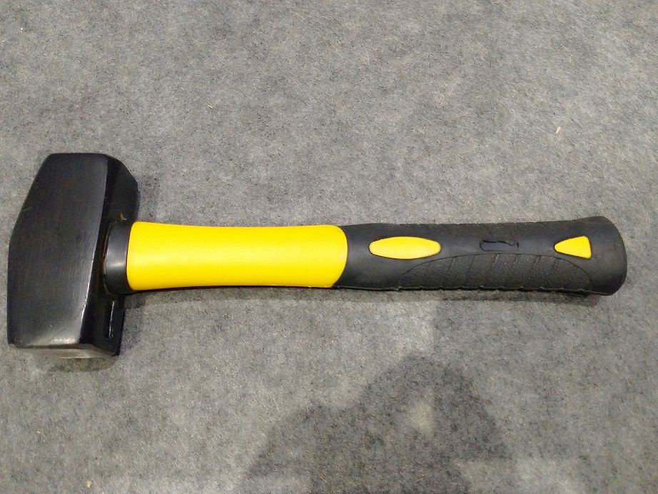 British Type Stoning hammer(XL-0087) painted surface, rubber handle, durable and good price hand construction tools
