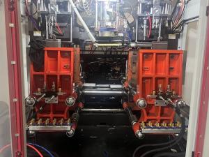 China 1L PP PE Containers Blowing Machine For Plastic Bottle factory