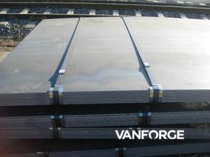 China 700HBW quenched abrasion resistant structural steel plate factory