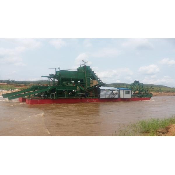 China Bucket Chain Type River Sand Dredger Q235B Steel Plate With Underwater 4 Angle Wheel factory