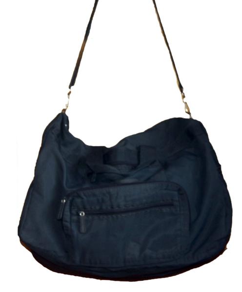 Blue Nylon Traveling Bag Durable Shoulder Strap High Capacity Good Brand