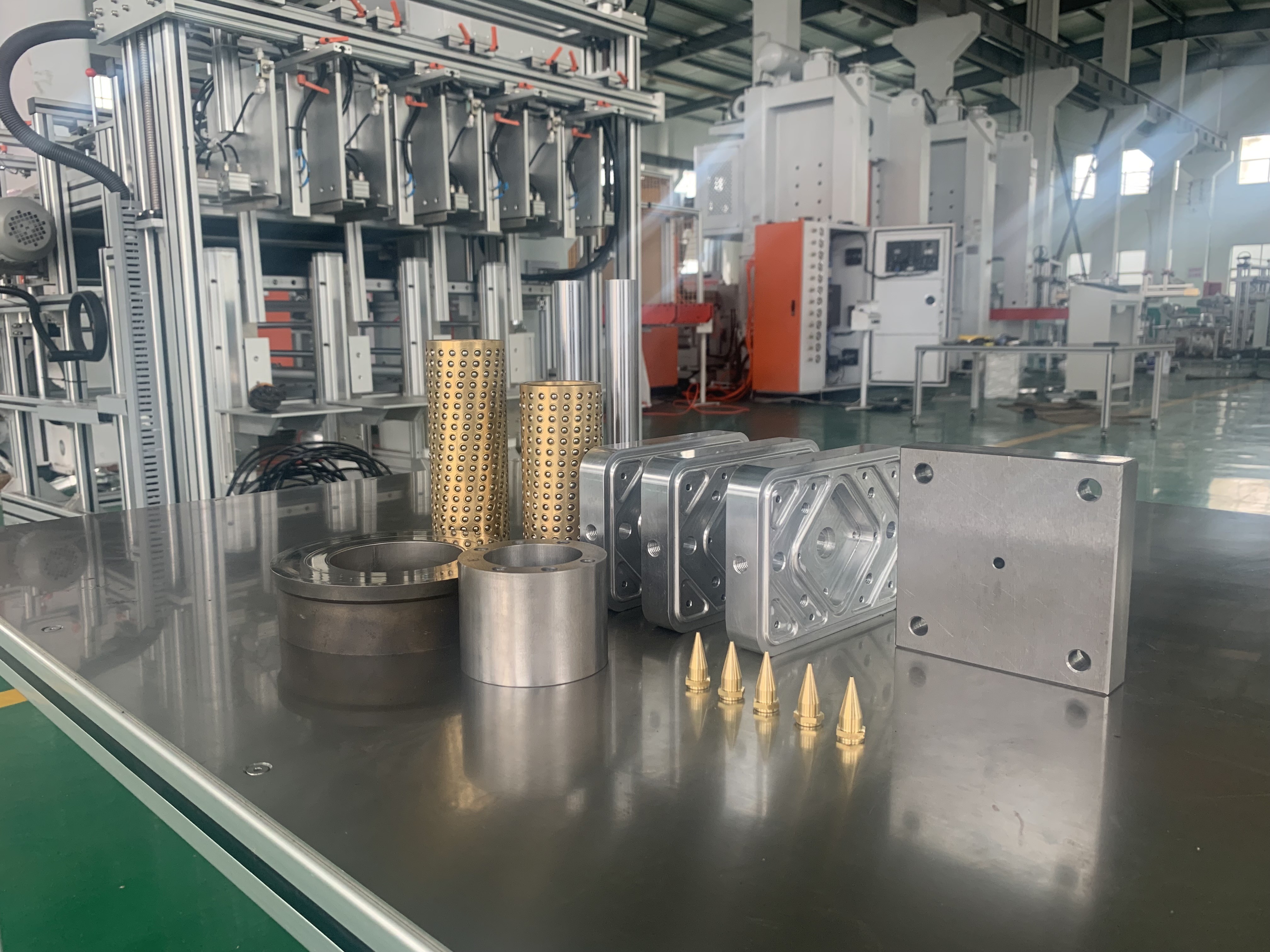 Multiple Cavity 58HRC Aluminum Foil Container Mould Punching Type