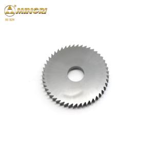 China Polished Tungsten Carbide Blade Round Knives For Cutting Metal V Shape Teeth factory