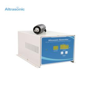 China Hand Held 28kHz 300w Ultrasonic Spot Welding Machine For Non Woven Fabric factory