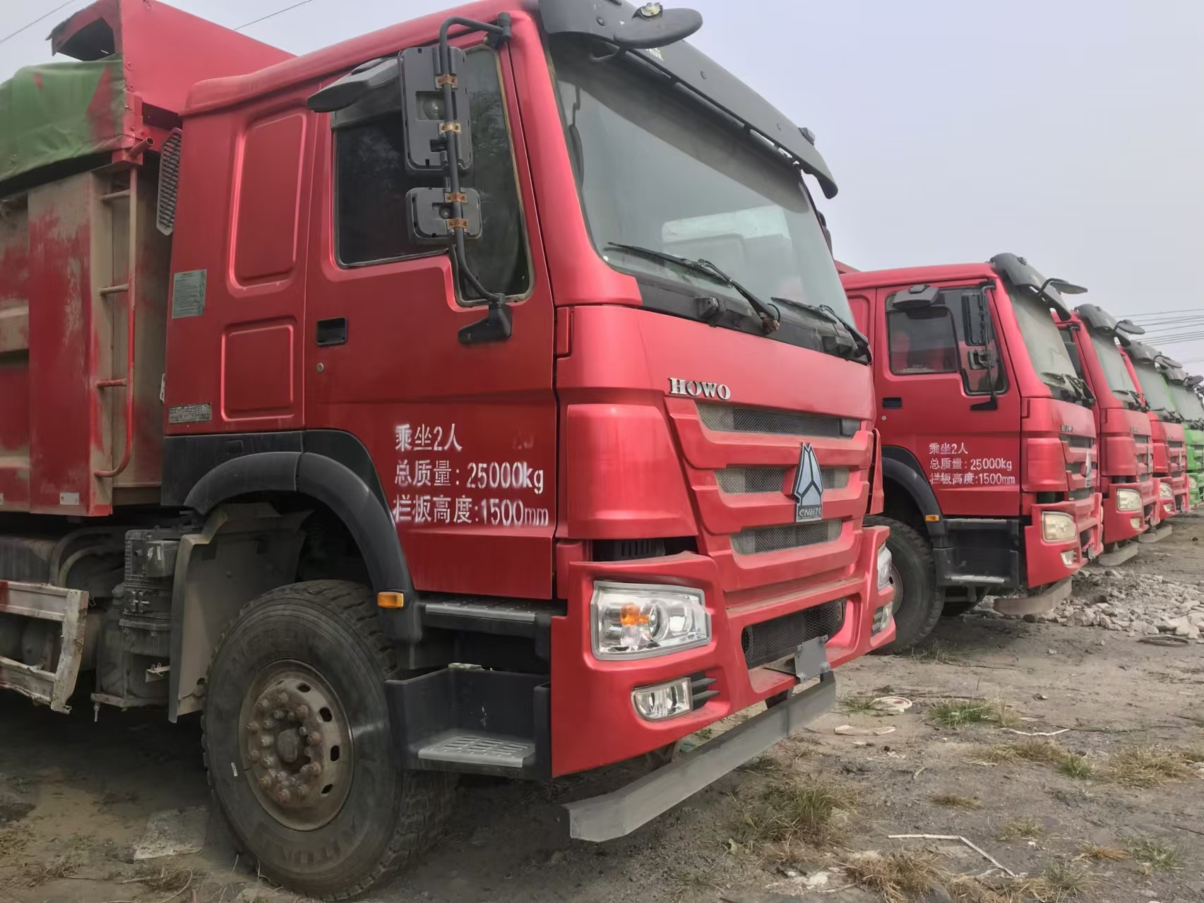 HOWO 330 Used Dump Trucks Second Hand Construction Machinery With Good Qualtiy