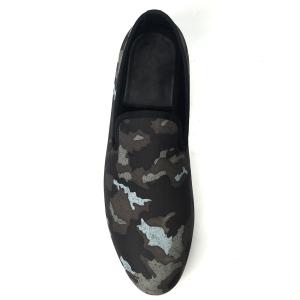 China Italy Imported Luxury Sheepskin Mens Suede Slip On Shoes Gold Embroidered Pattern factory