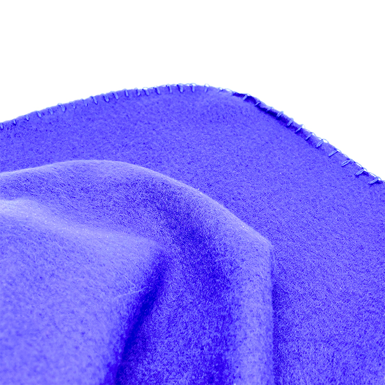 Wholesale Disposable Medical Blanket Warm Blanket Airplane Blanket with Customized