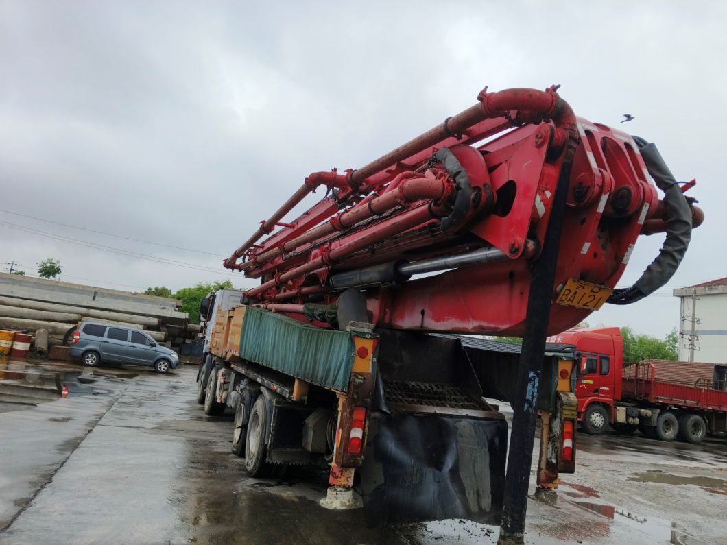 Used Mercedes Chassis Mounted 19 Year Old SA Ny Concrete Pump Truck for Sale