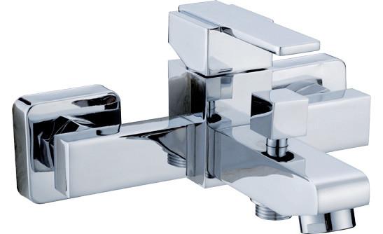 Polished Wall Mounted Bathtub Mixer Taps for Bathroom , Single Handle Shower
