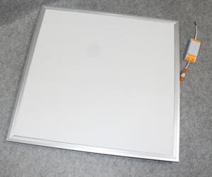 China Anodized Aluminum IP40 36W 3000K Led Panel Downlight factory