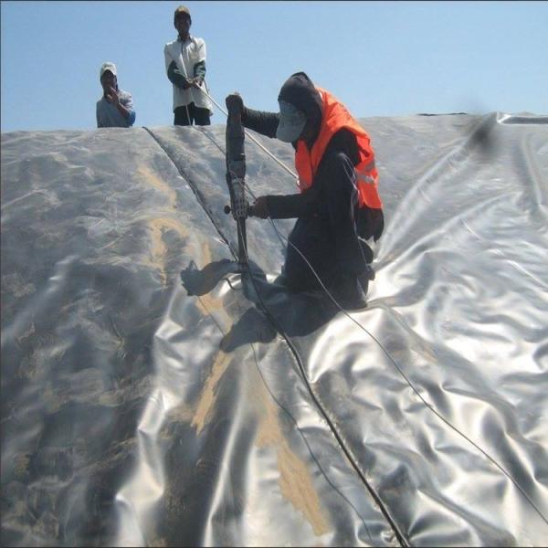 2m-8m Width Agricultural HDPE Geomembrane Fish Farm Pond Liner for High