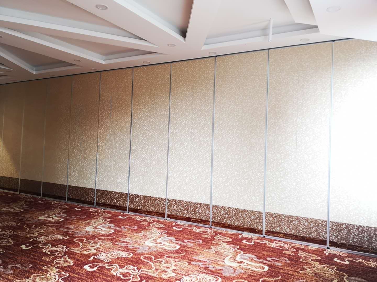 Hotel Rolling Mobile Partition Wall / Acoustic Movable Soundproof Partition Wall