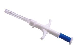 China Icar Certified Animal Id Microchip Syringe 1.4 * 8mm Chip Size Pet Identification factory