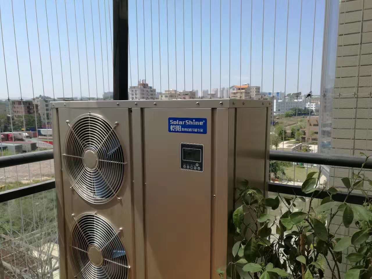 Durable High Efficiency Heat Pump Water Heater Golden Color CE Certification