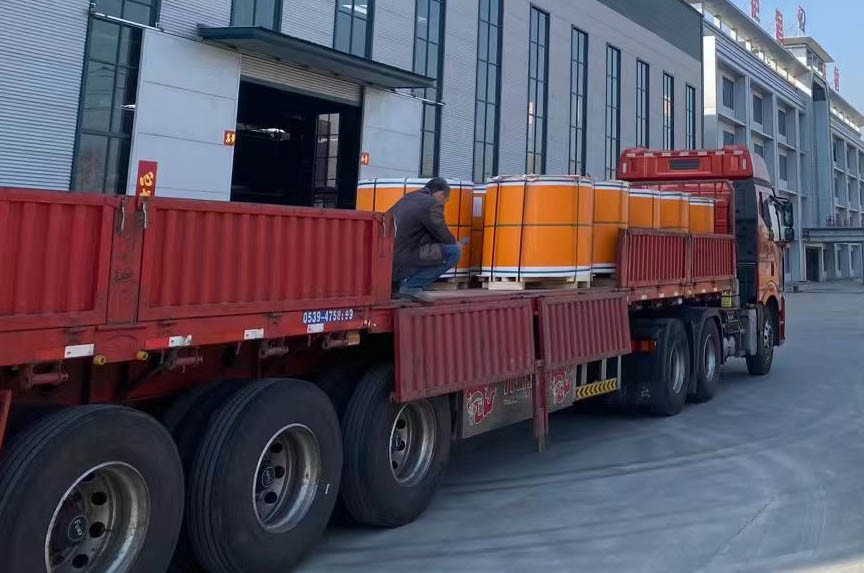 Fluorocarbon PVDF High-Gloss Linear Surface Aluminum Coil