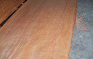 China Natural Yellow Okoume Veneer , Rotary Cut Face Veneer factory