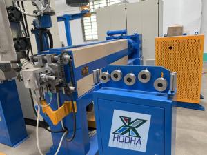 China Electric Copper Wire Cable Extrusion Machine For LDPE / Nylon / Plastic factory