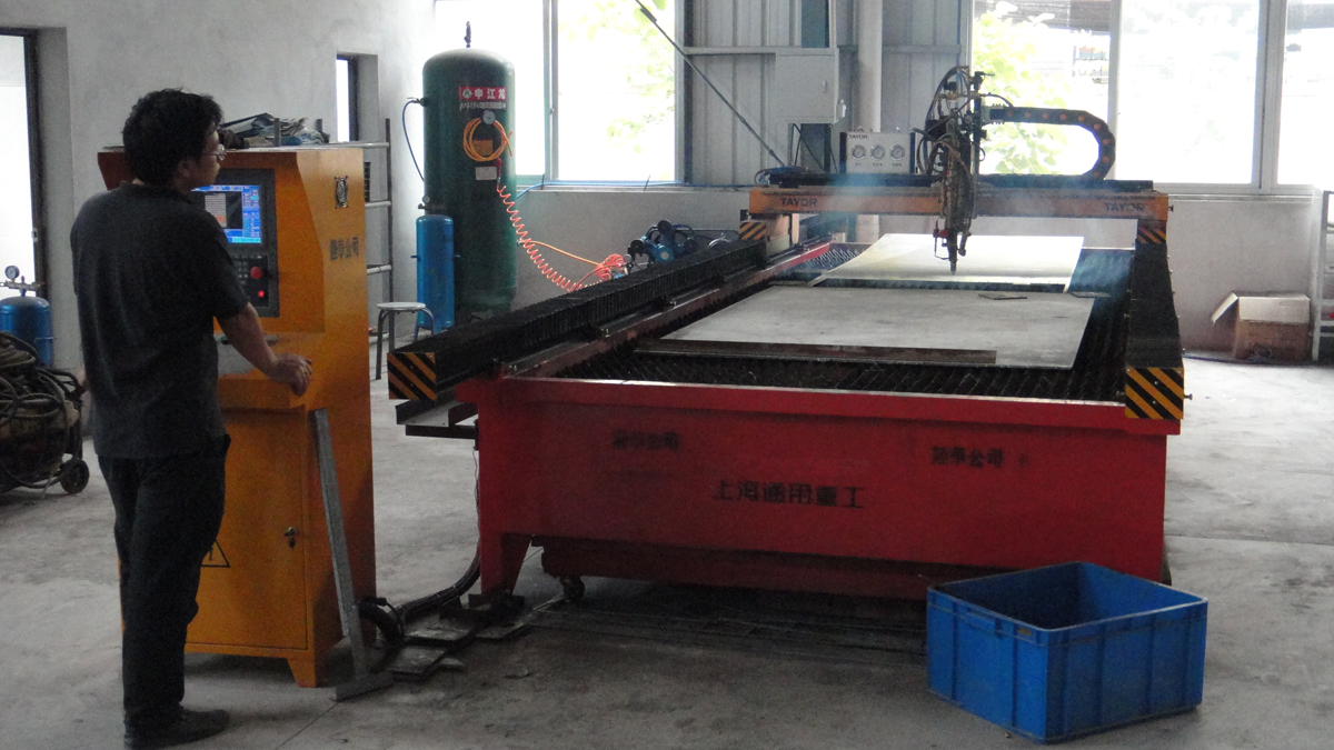 Tunnel Greenhouse with Hot Dipped Galvanized Steel Structure and 275gsm Zinc Coating