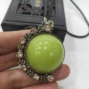 China Female Radioactive Toxic Free Luminescent Stone Pendant factory