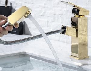 China Brass 360°rotate Golden Pull Out Hotel Basin Faucet Tap factory