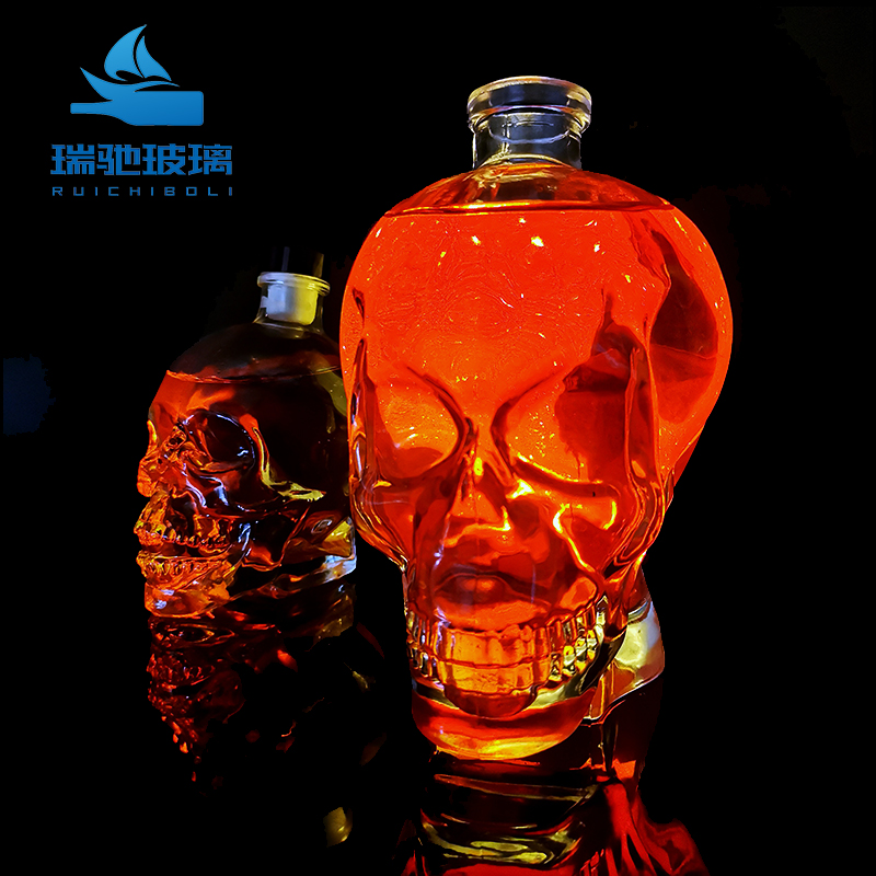 Super Flint Glass Bottles for Vodka Whisky 500ml 750ml 1000ml Highly Sought After