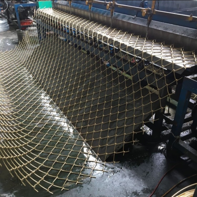 Hot Dip Galvanized Zinc Coated 15m Roll Wire Diamond Mesh Farm Chain Link Fence