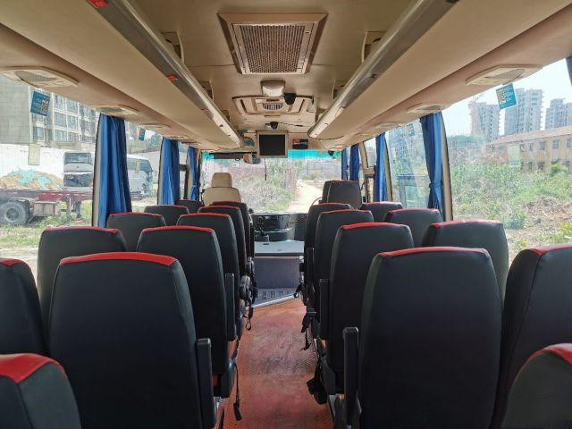 Used Yutong Bus ZK6752 30 Seats Diesel Front Engine Used Mini Bus Euro IV Low Kilometer