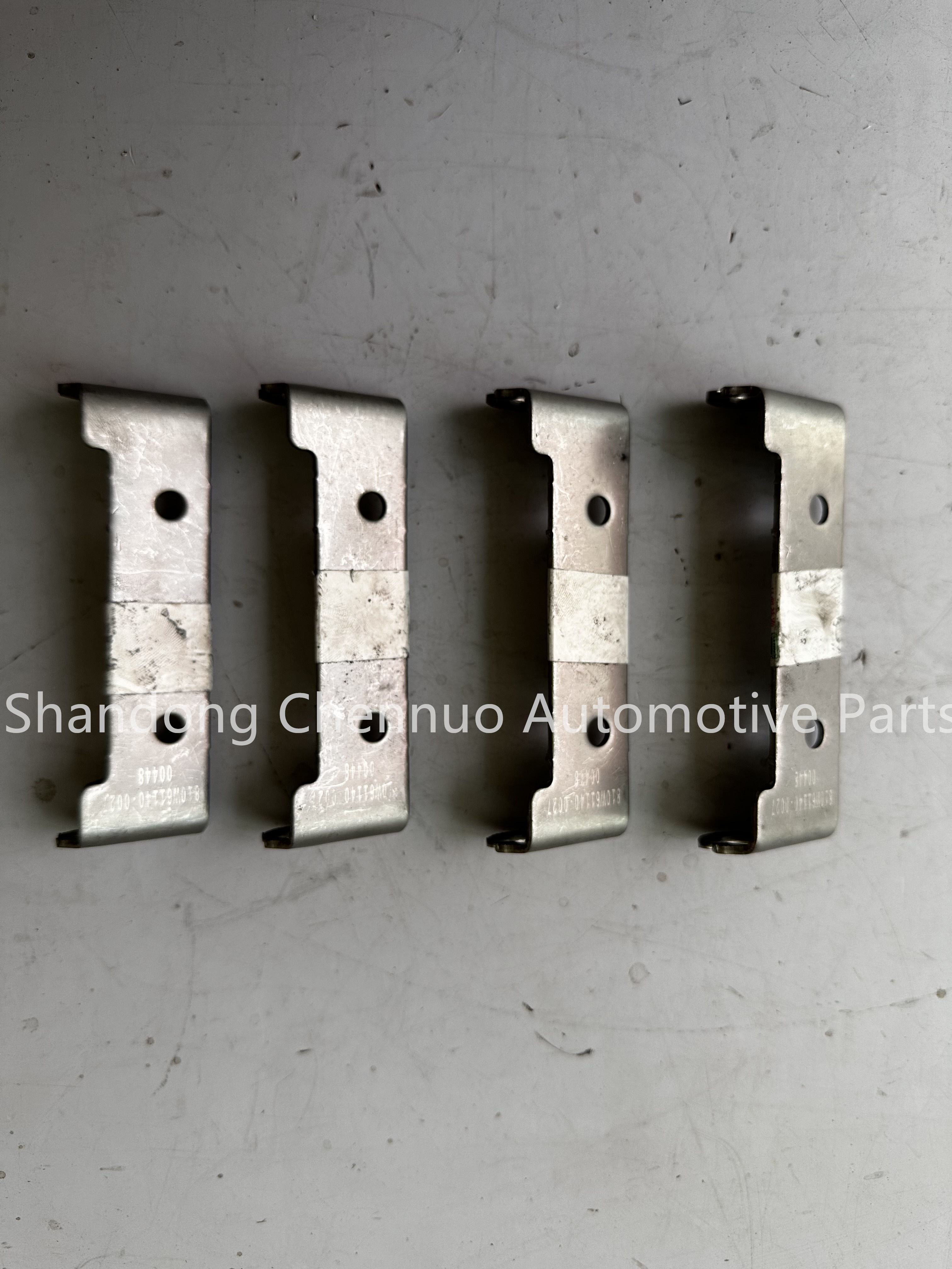 Shandeka Lock support iron sheet 810W61140-0027 Truck parts and components