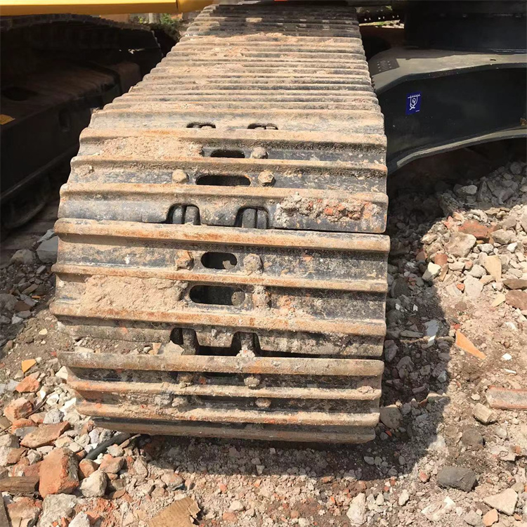 Korea Original Crawler 22 Ton Used Hyundai 220 Excavator Shipping Size 11530x3340x4165mm