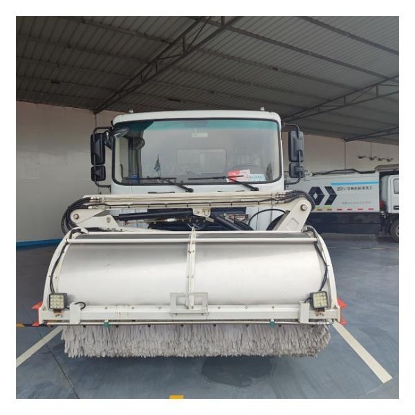 China Mechanical Broom Sweeper 200.54kwh Power for Optimum Performance factory