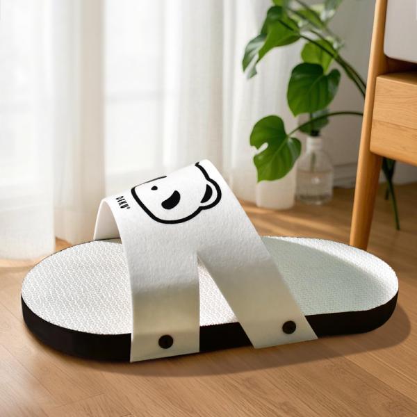 New Arrival Slipper Shape Cat Scratcher Scratching Board for Indoor Kittens