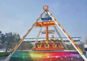 China 12CBM Volume Big Amusement Park Pendulum 12KW Power 10 * 4M Land Occupation factory