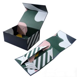 China Personalized Gift Boxes Foldable With Magnetic Flap And Ribbon on sale