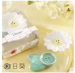 New creative gift product wedding gift ceramic Flavouring pot flavor shaker