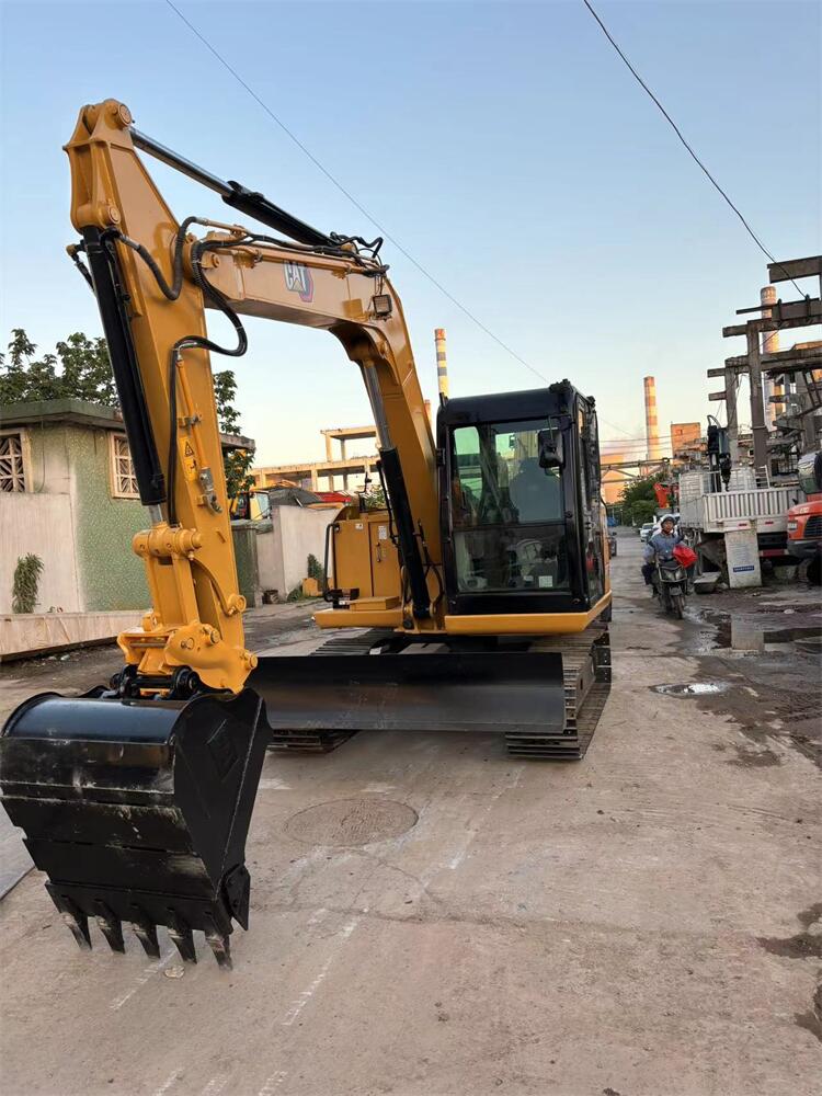 CAT 7Ton Used Excavator Cat307E 307 307E2 Crawler Machine With 470 Working Hours
