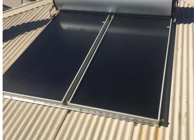 3.2mm/4mm Low Iron Patterned Tempered Cover Glass for Solar Water Heater and Solar Panel