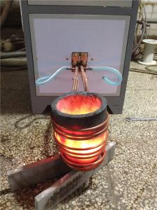 China Small Footprint Electric Smelting Furnace Wit Fast Melting Speed factory