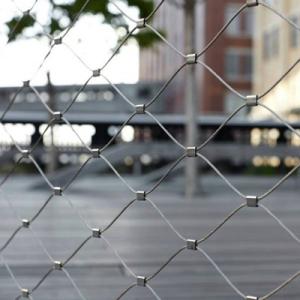 China Stainless Steel Ferrule Rope Mesh factory