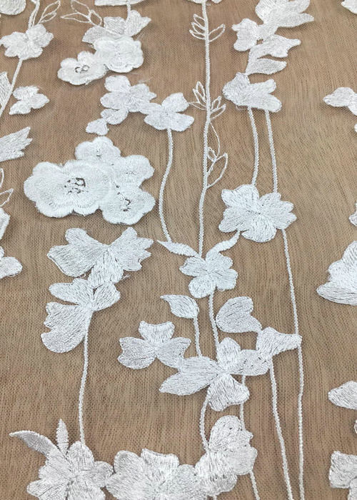 Ivroy Color French 3D Floral Lace Fabric , High End Wedding Lace Fabric By The Yard