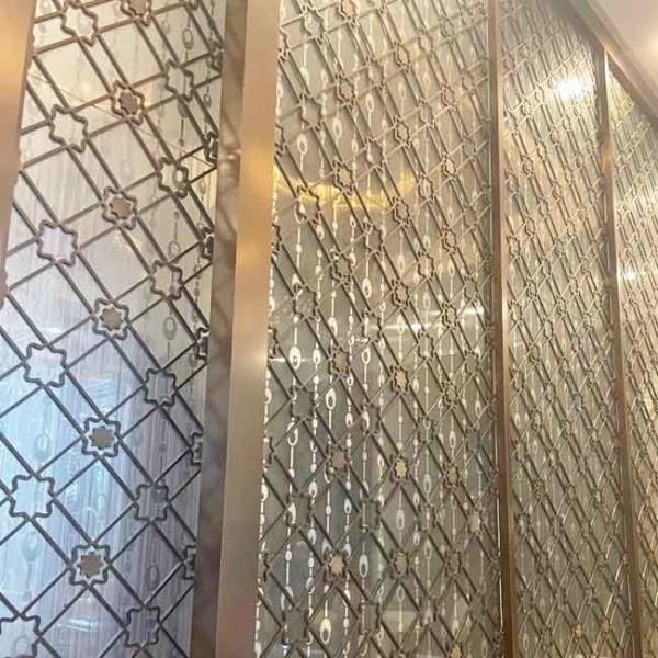 China Metal 316L Stainless Steel Screen Partition PVD Antirust factory