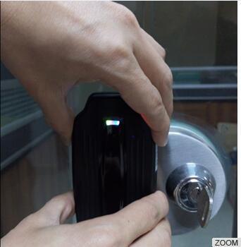 Hot sale New Product Mini GPS Tracker GPRS Location Enhanced Magnetic Locator