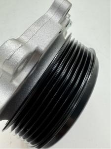China 6512001301 Coolant Pump For Mercedes-Benz With One-year Warranty factory