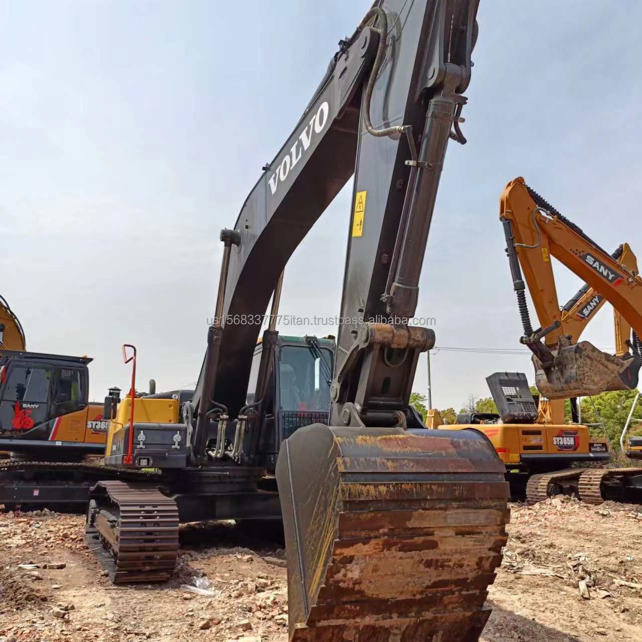 Used VOLVO EC290 Excavator with Original Hydraulic Valve and 1.2M³ Bucket Capacity