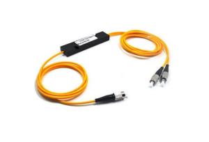 China Low PDL Fiber Optic PLC Splitter 1 X 2 Optical Cable Coupler G657A Type Fiber factory