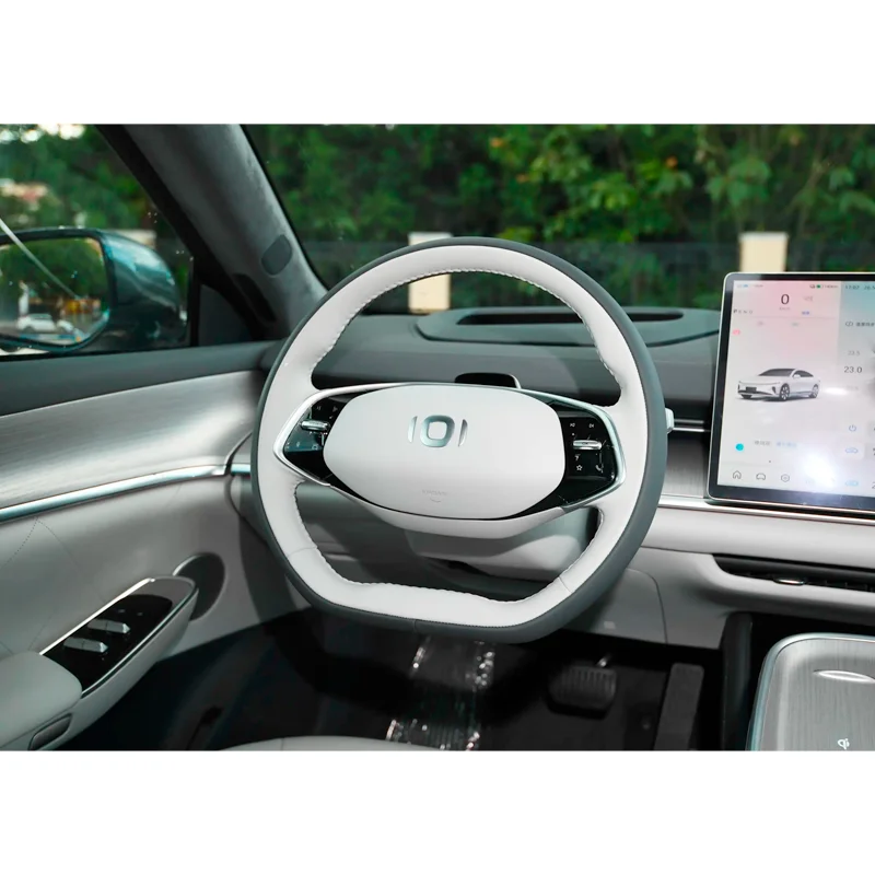 2900mm Wheelbase CHANGAN AUTO 2023 Qiyuan A07 0.5 Hour Fast Charging Left Steering Wheel Intelligent Electric Vehicle